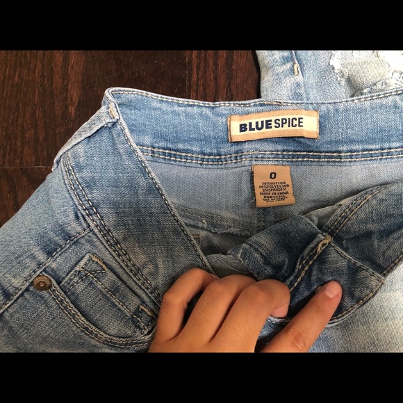 (URGENT) 3 DENIM SHORTS SIZE 0, AS GOOD AS NEW - Picture 3 of 12